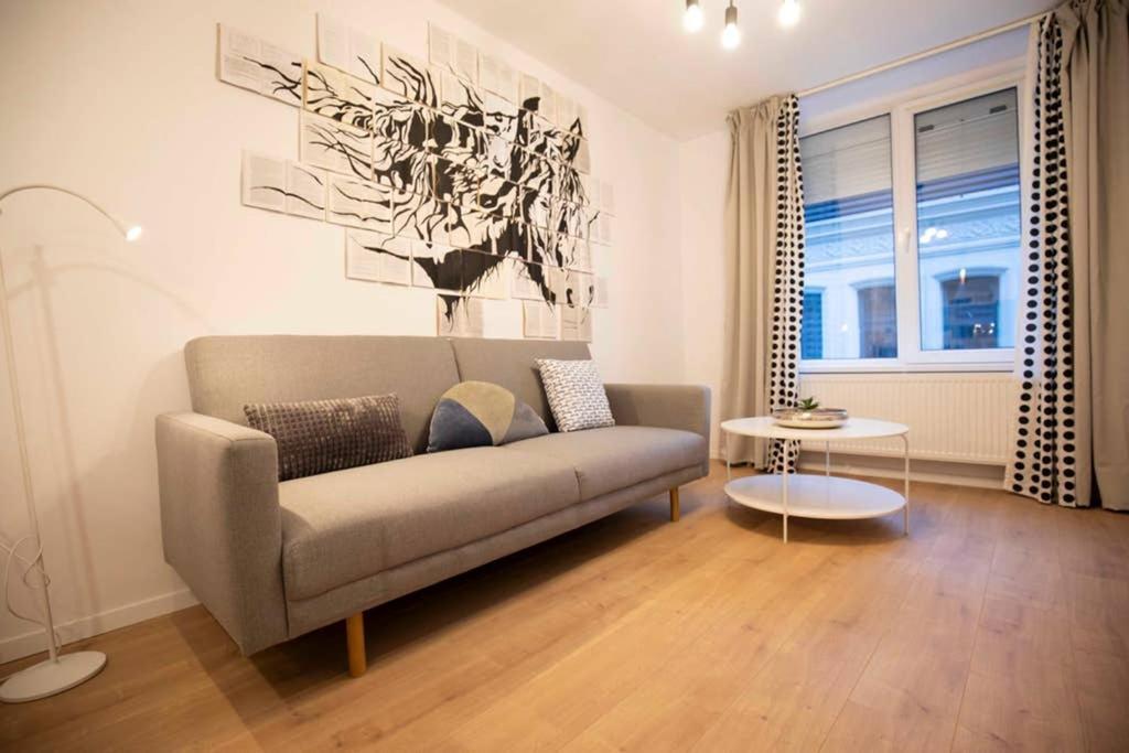 Blue Sky Center Apartment Bucharest